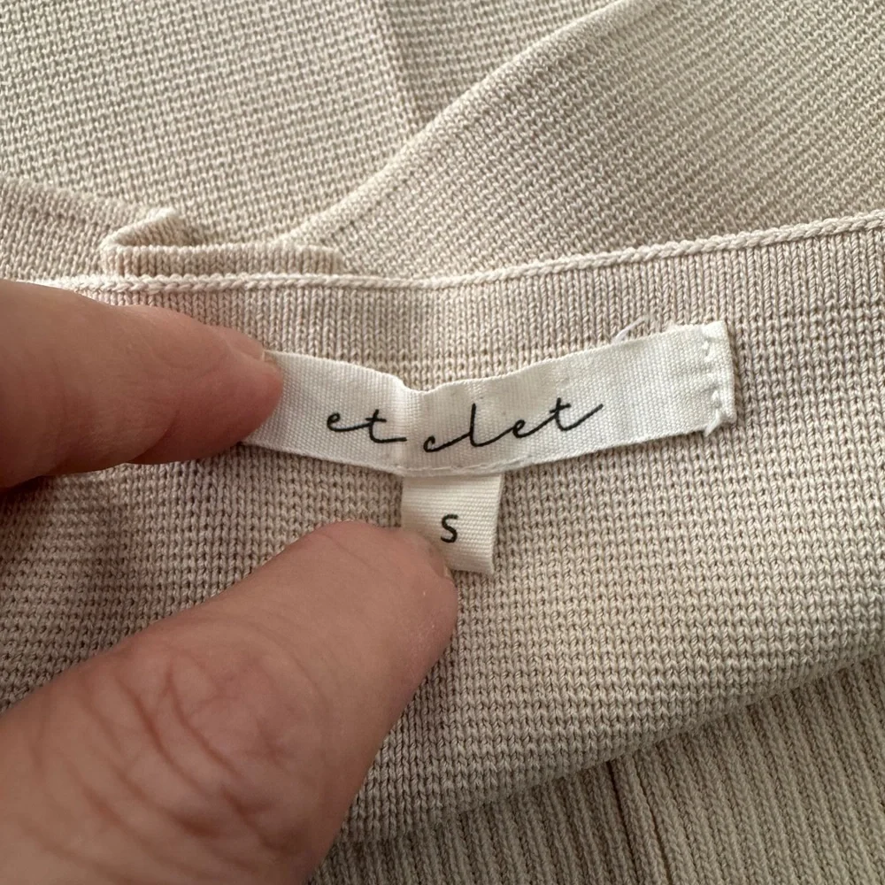 Et Clet Beige Ribbed Cropped Tank Small - Picture 5 of 6